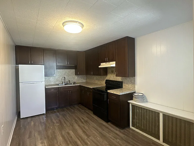 611 Main St #611 — Photo 10