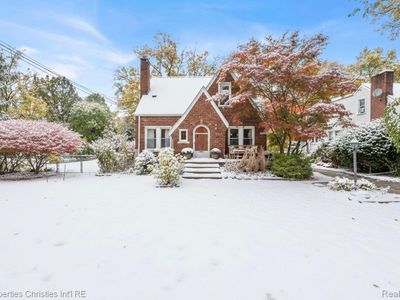 22627 Brookdale St, Farmington, MI, 48336