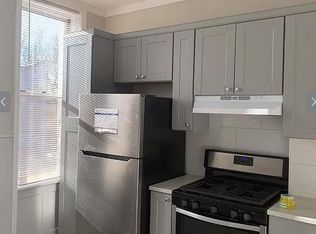 654 Grandview Ave, Flushing, NY 11385