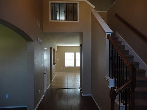 2nd image of 6012 Horn Cap Dr