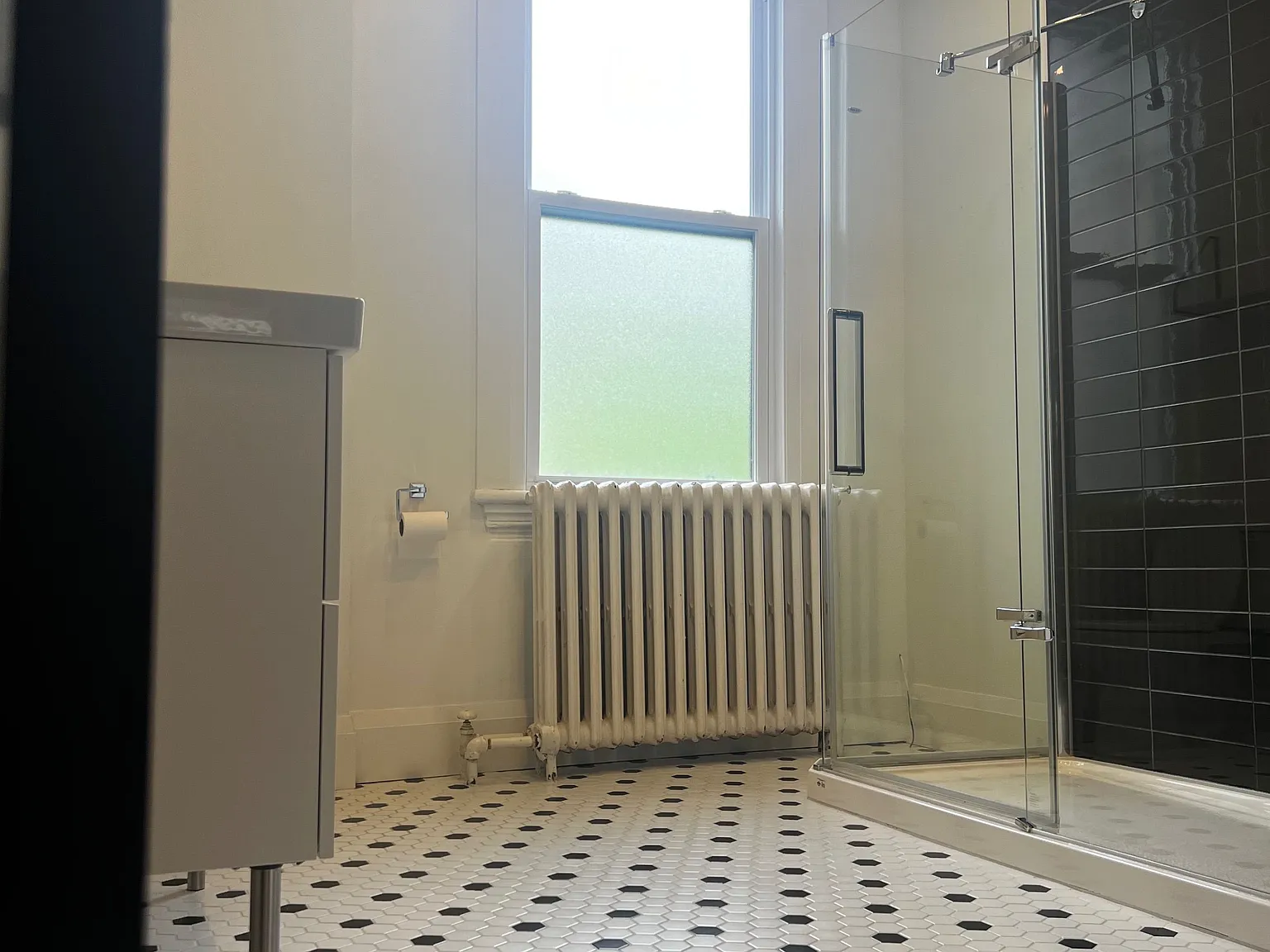 1 bed, $1,549 — Photo 4