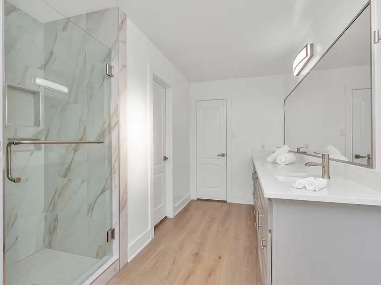 21635 Sandystone Ln — Photo 25
