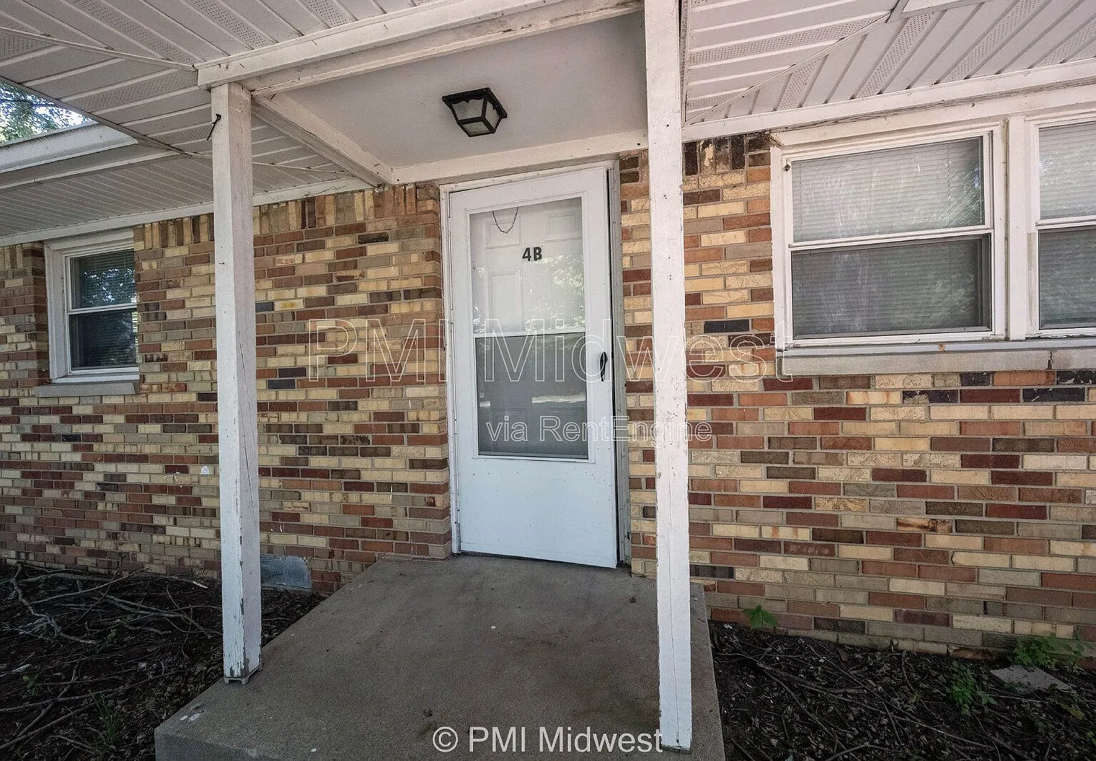 2 bed, 1.0 bath, 844 sqft, $999 — Photo 3