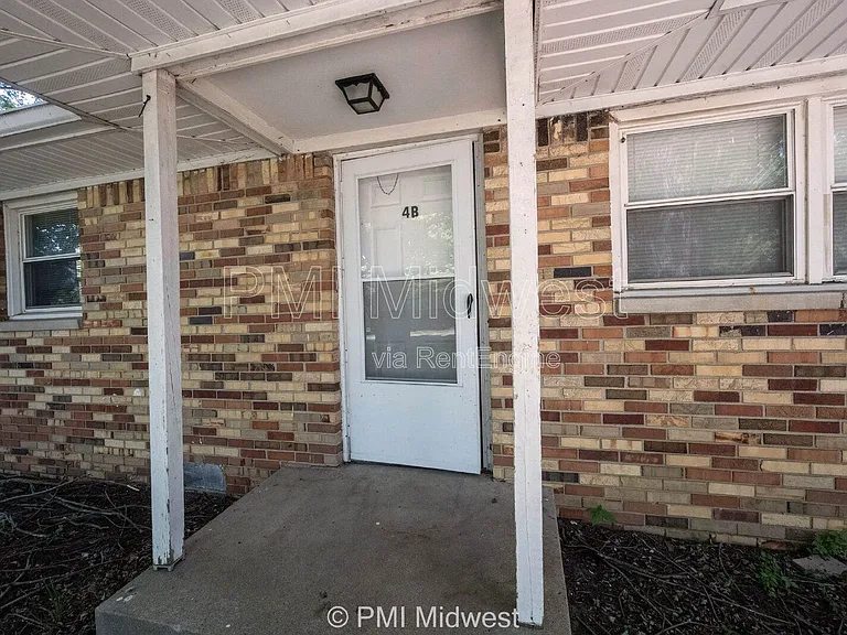 570 W US Highway 52 #4B — Photo 3
