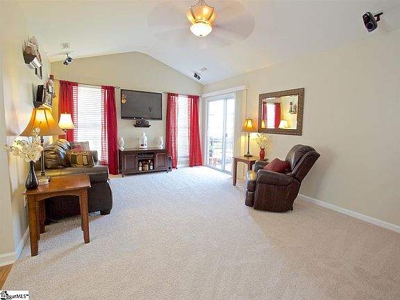 5th image of 713 E Camelton Dr