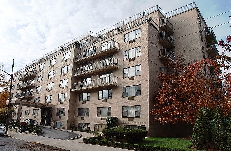 1st image of 175 Zoe St APT 3O