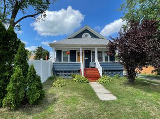 30 E Barrows St, Cumberland, RI 02864