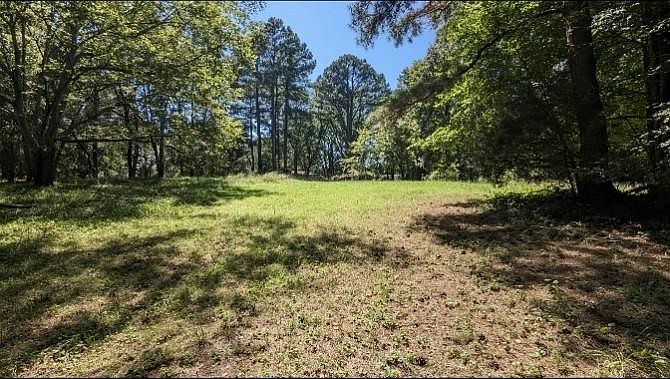 1st image of 237 Hugh Hunter Rd