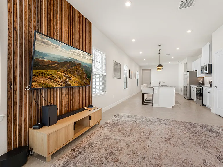 14048 Crimson Ave — Photo 20