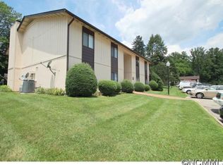 104 Shepard Sq, Brevard, NC 28712