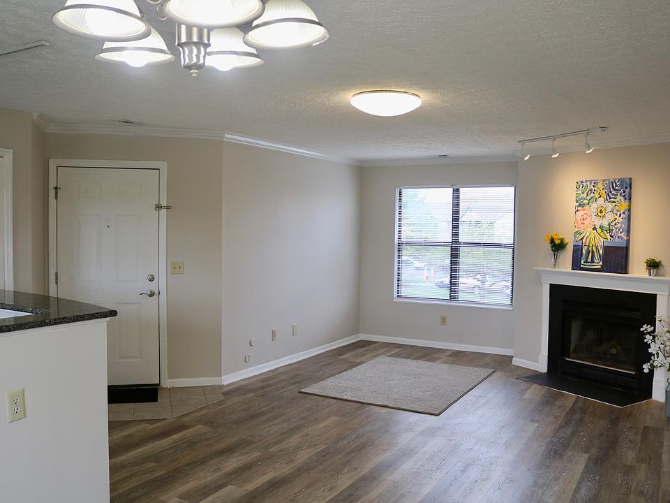 1st image of 2727 Greystone Dr APT D