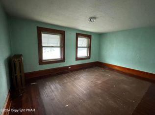 35 W South St, Nanticoke, PA 18634