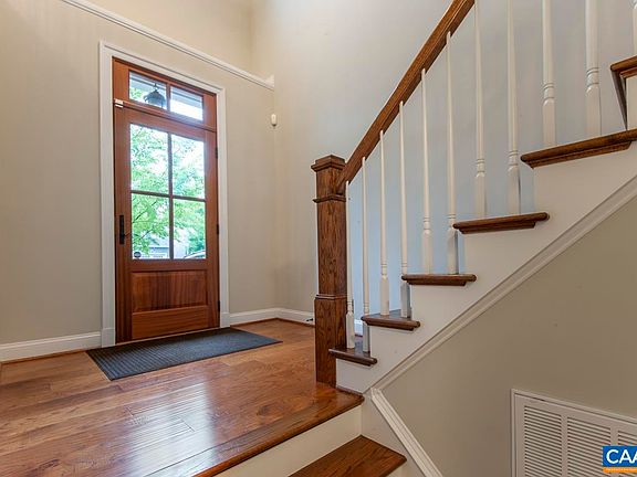 4th image of 1405 Terrace Ln