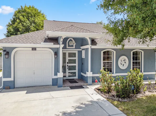5322 Sholtz St, Naples, FL 34113