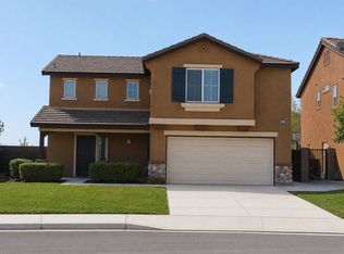 38344 Falcon Ct, Murrieta, CA 92563