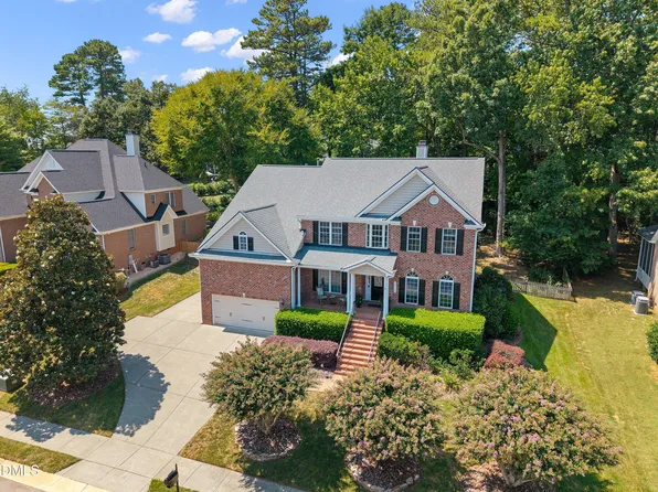 12413 Mayhurst Pl, Raleigh, NC 27614