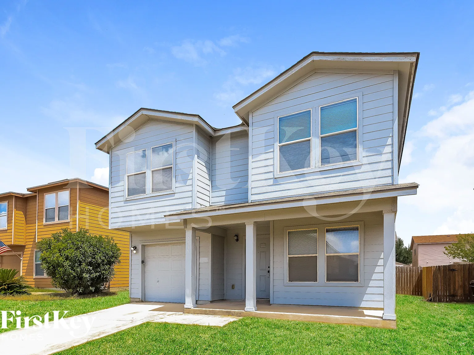 3 bed, 2.0 bath, 2380 sqft, $1,805 — Photo 3
