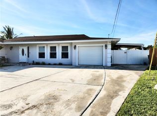 4175 19th Ct SW, Naples, FL 34116