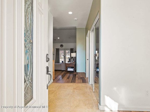 3rd image of 42 Eagle Ct