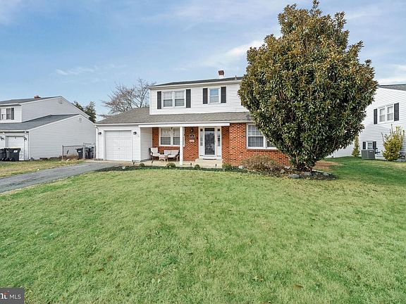 3rd image of 18 George Read Rd