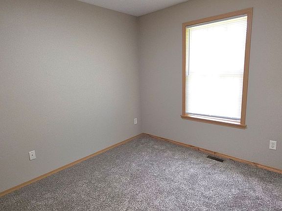 4th image of 3878 S Keystone Ave