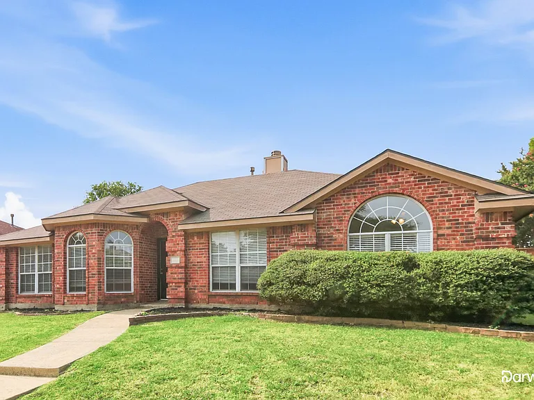 643 Big Oak Ct — Photo 2