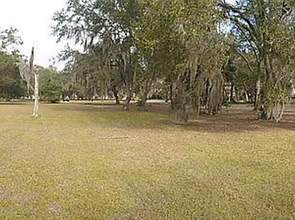 103 Sellers Ct, Crescent City, FL 32112