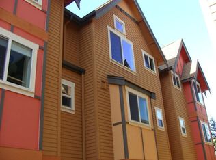 2318 NE North St #113, Seattle, WA 98117