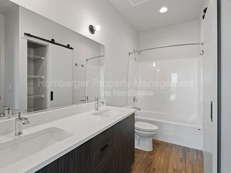 1860 N Hamilton St #1 — Photo 12