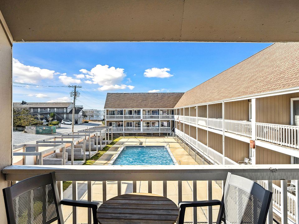 131 S Emerson Ave Montauk NY Zillow