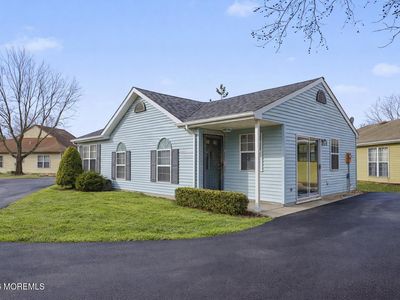 32 Carnaby Close, Freehold, NJ, 07728