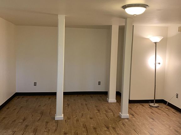 3rd image of 5818 Latona Ave NE #1