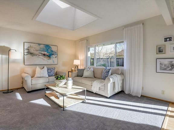 4th image of 1510 Mount Shasta Ave