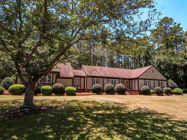 200 Dellwood Dr, Americus, GA 31709