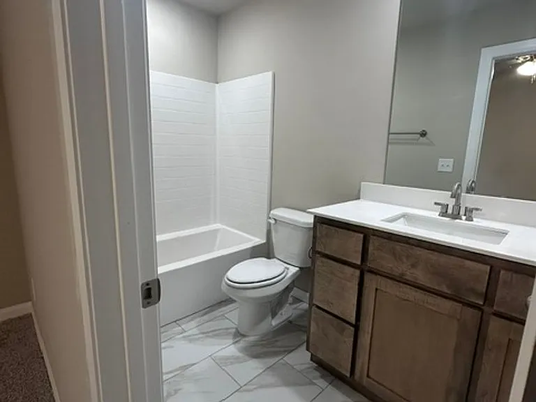 4008 S East 81st St — Photo 18