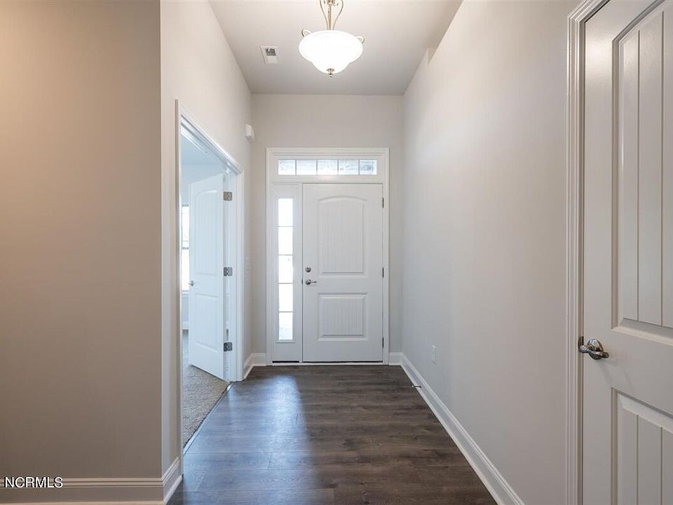 807 Washington Square, Richlands, NC 28574 Zillow