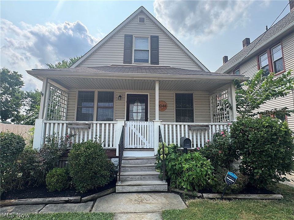 1st image of 2044 Halstead Ave