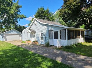 715 Julia St, Lansing, MI