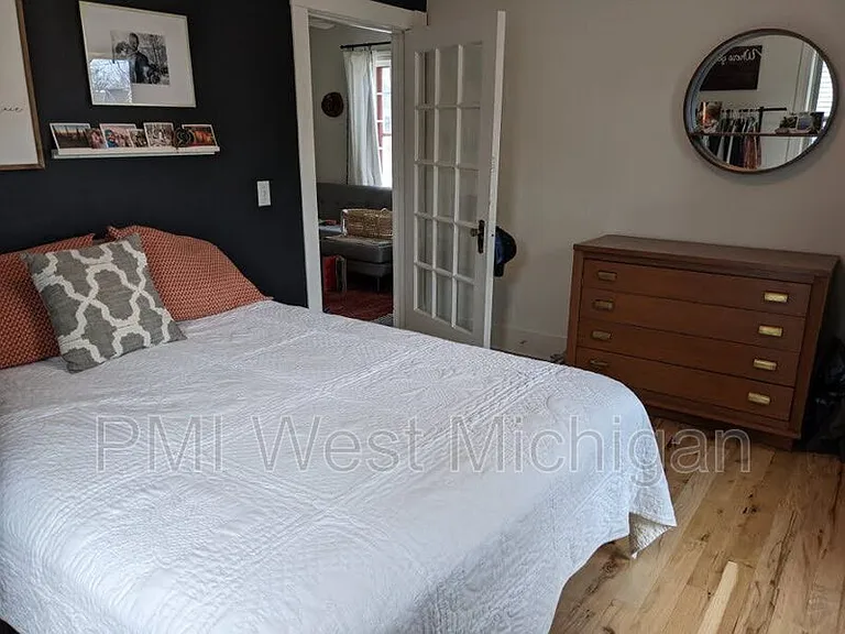 103 Fitzhugh Ave SE #1 — Photo 16