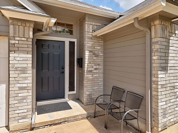 2nd image of 1205 Forest Oaks Path