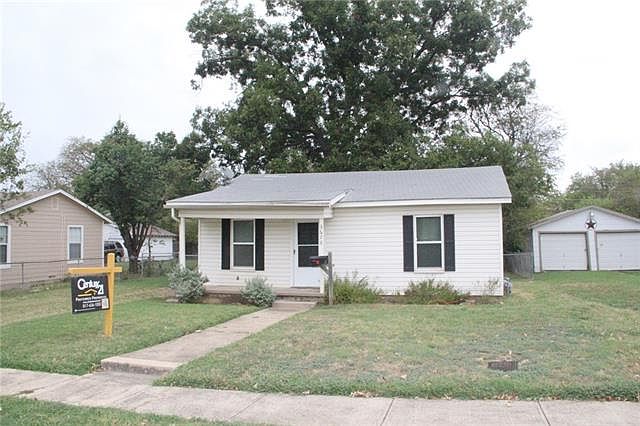 1st image of 3628 Earle Dr