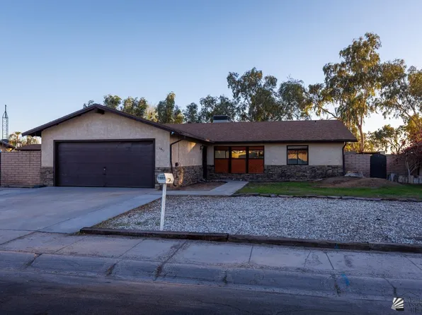 1917 E San Gabriel Dr, Yuma, AZ 85365