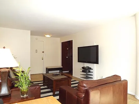 Rented by Town Residential | media 38