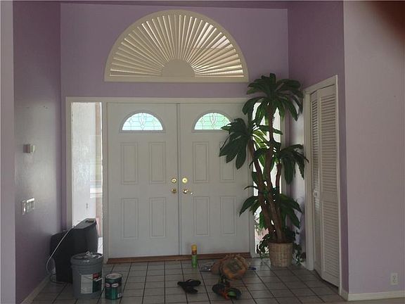 3rd image of 25547 Fenner Cir