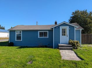 13915 Holly Ln, Mount Vernon, WA 98273