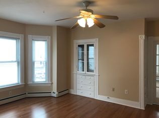 178 Bell St #2, Manchester, NH 03103