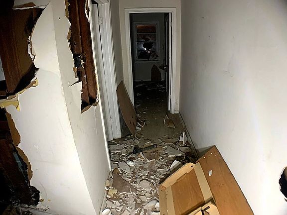 3rd image of 1180 Brown Ave