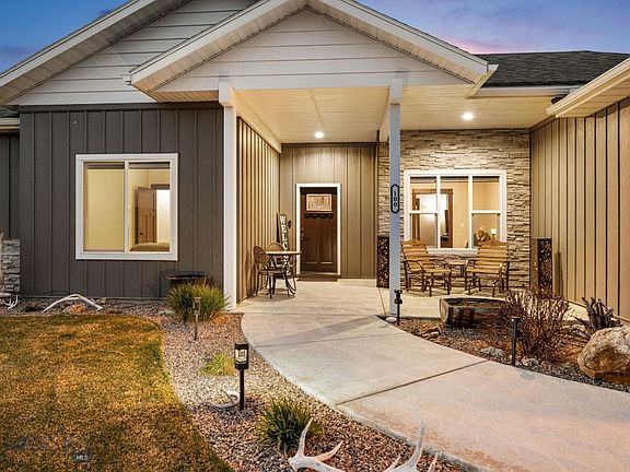 3rd image of 100 Peregrine Dr