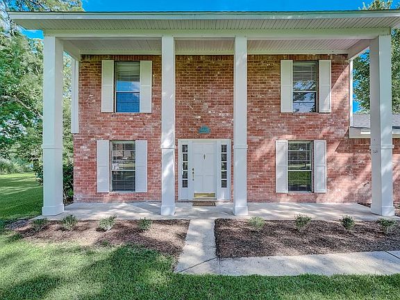 4th image of 1310 Caney Trail Dr