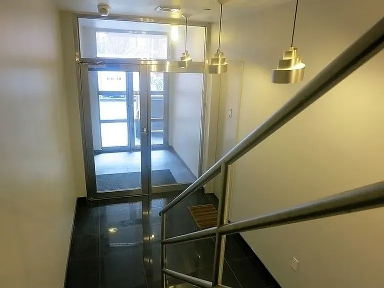 359 15th St #3B — Photo 14